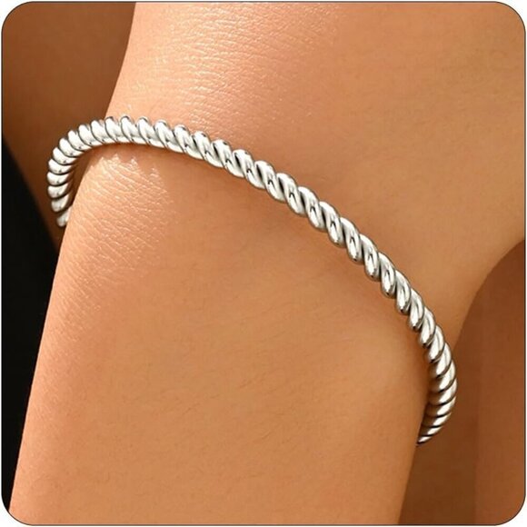 ⭐Women 18K Gold Plated Twisted Chunky Cuff Bracelets Stainless Steel Bangle - Picture 1 of 7